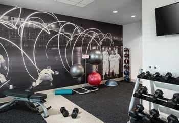 Springhill By Marriott Downtown/bayfront 3*