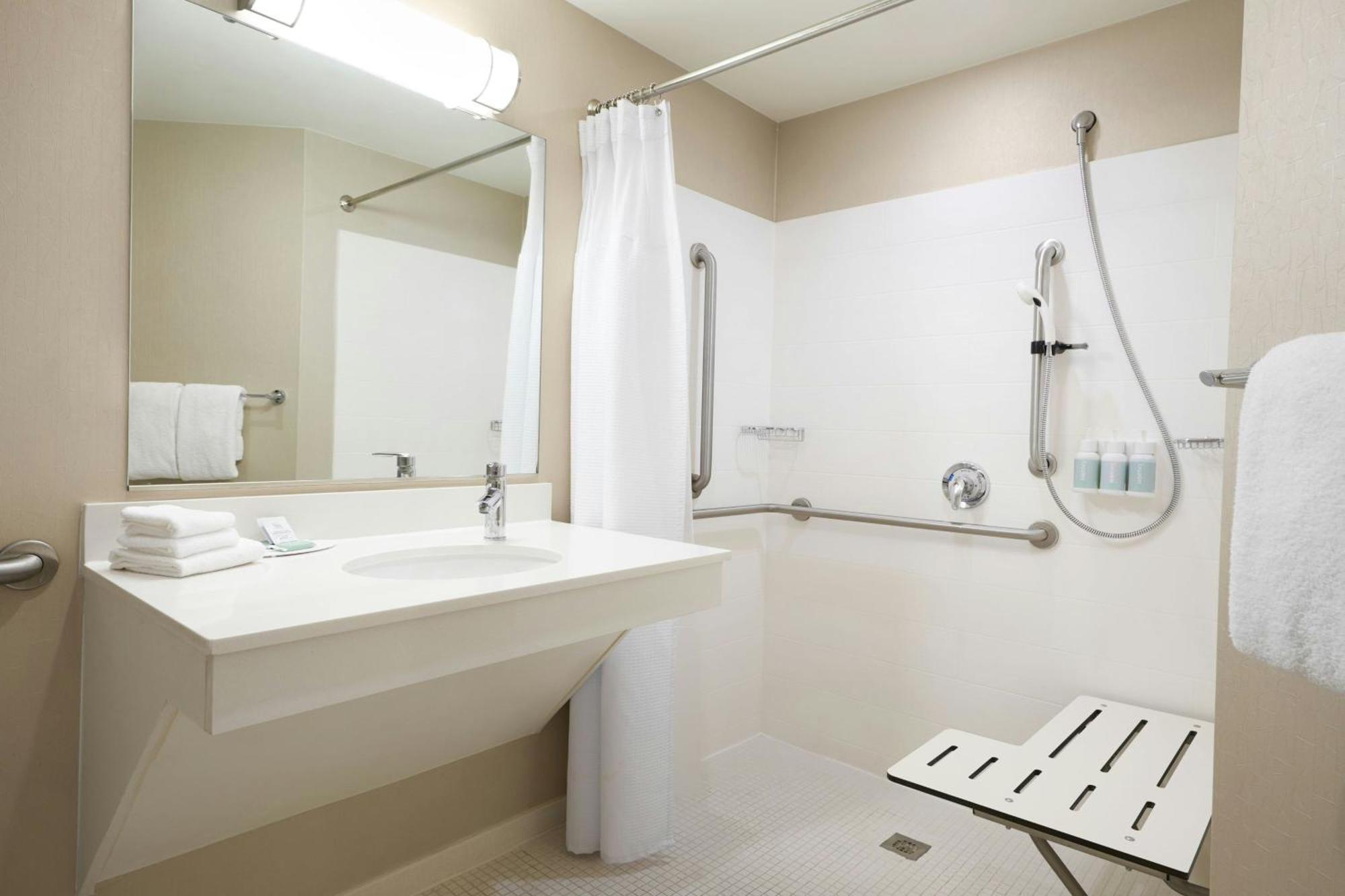 Springhill By Marriott Downtown/bayfront Hotel 3*